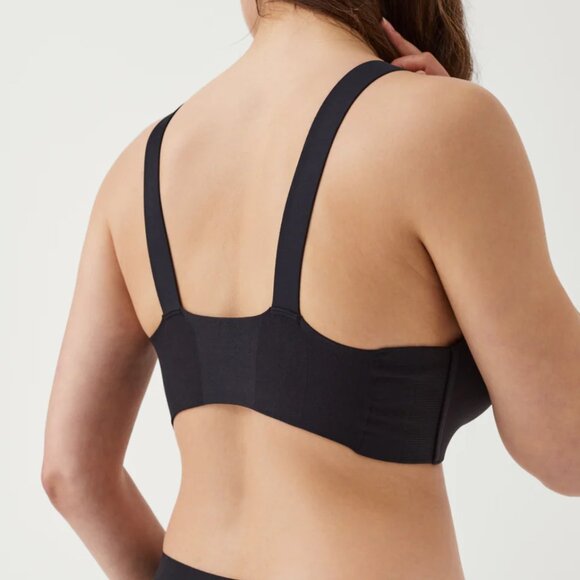 SPANXsmooth™ Bra-llelujah!® Lightly Lined Wireless Bra - Picture 6 of 8